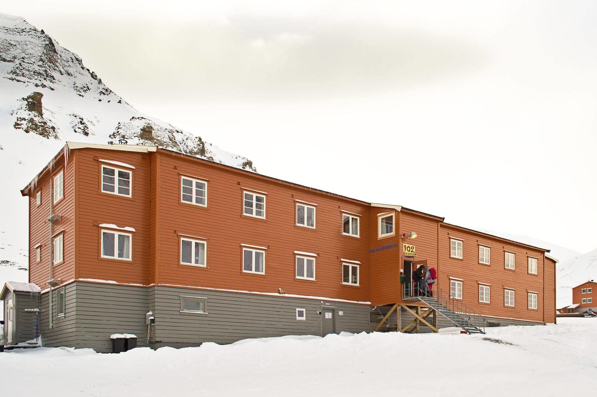 Gjestehuset 102 Longyearbyen Exterior photo