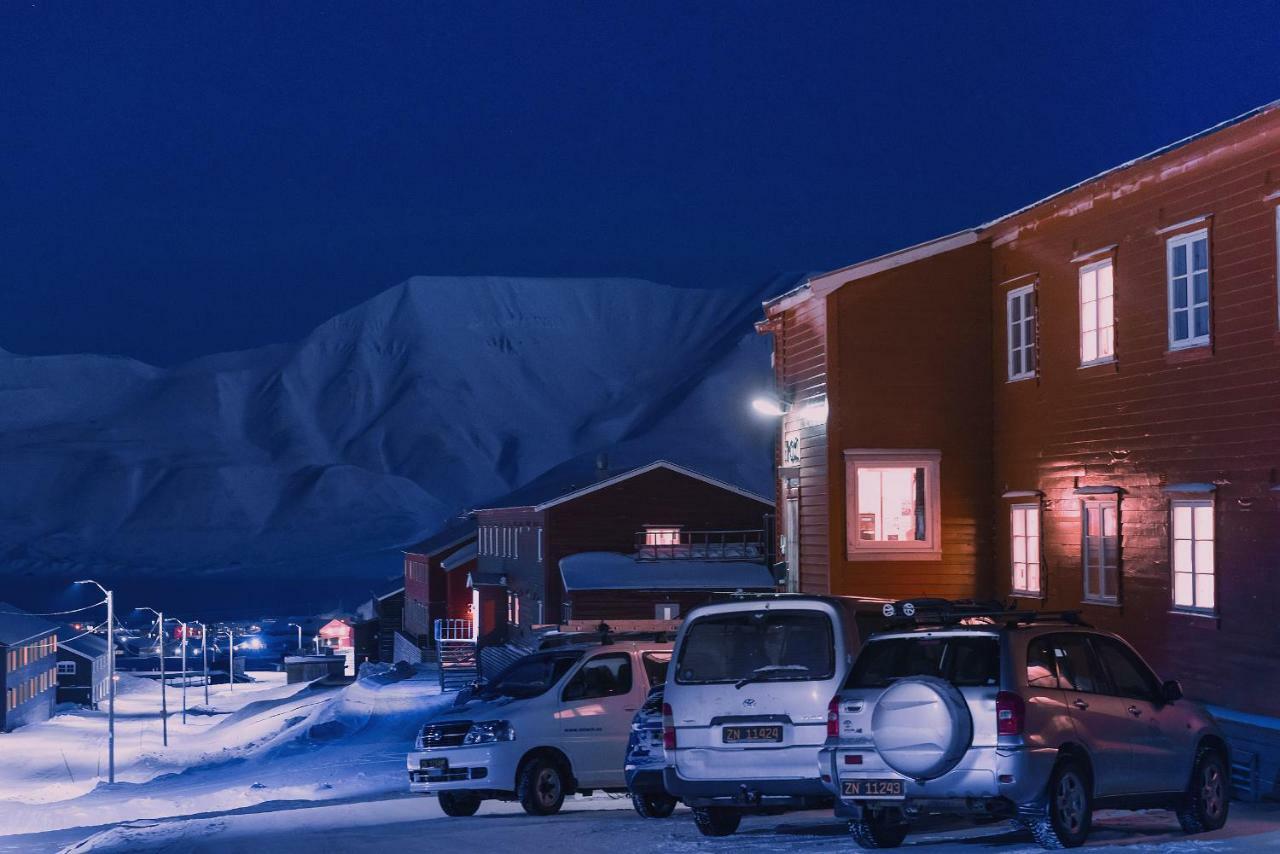 Gjestehuset 102 Longyearbyen Exterior photo